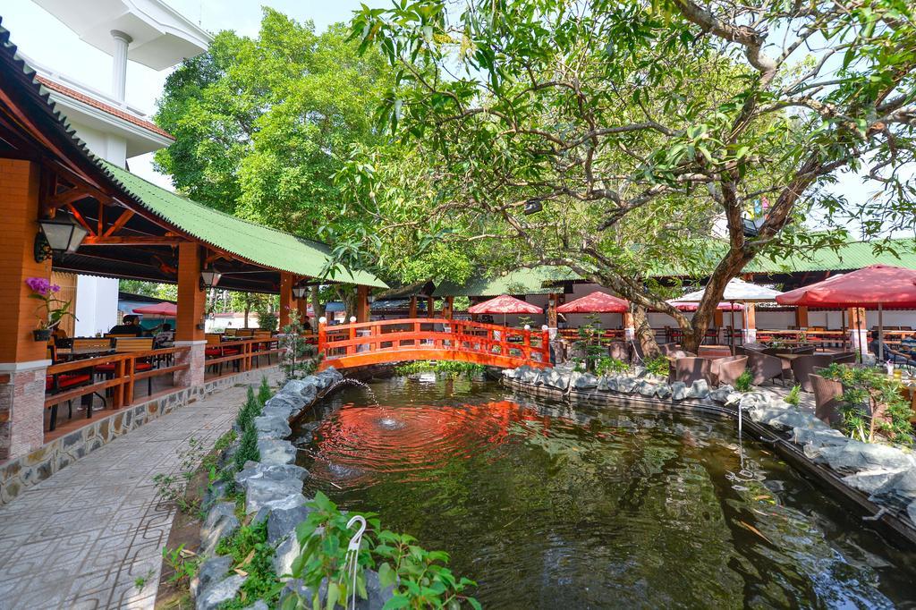 Hoa Binh 2 Hotel Long Xuyên Екстериор снимка